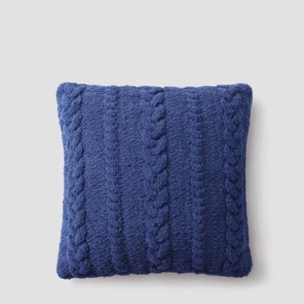 Sunday Citizen Braided Pillow Case & Pillow Insert